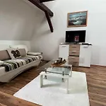 Behagliche In Lejlighed