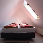 Behagliche In *